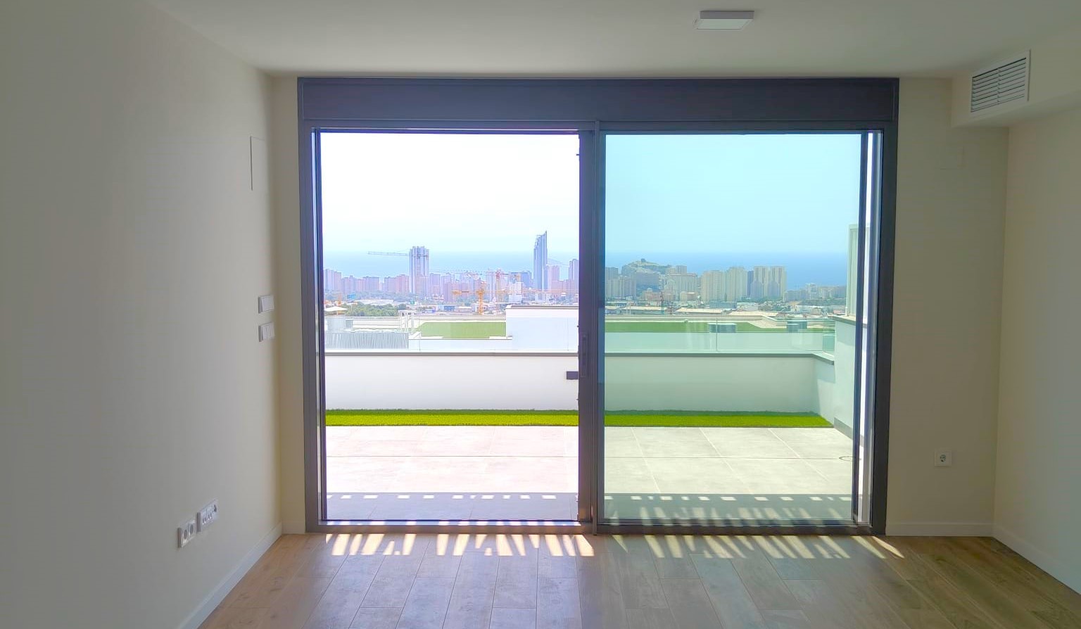 Dzīvoklis Benidorm, Alicante, Spānijā 2 istabas, 109 m2 Nr. 196713