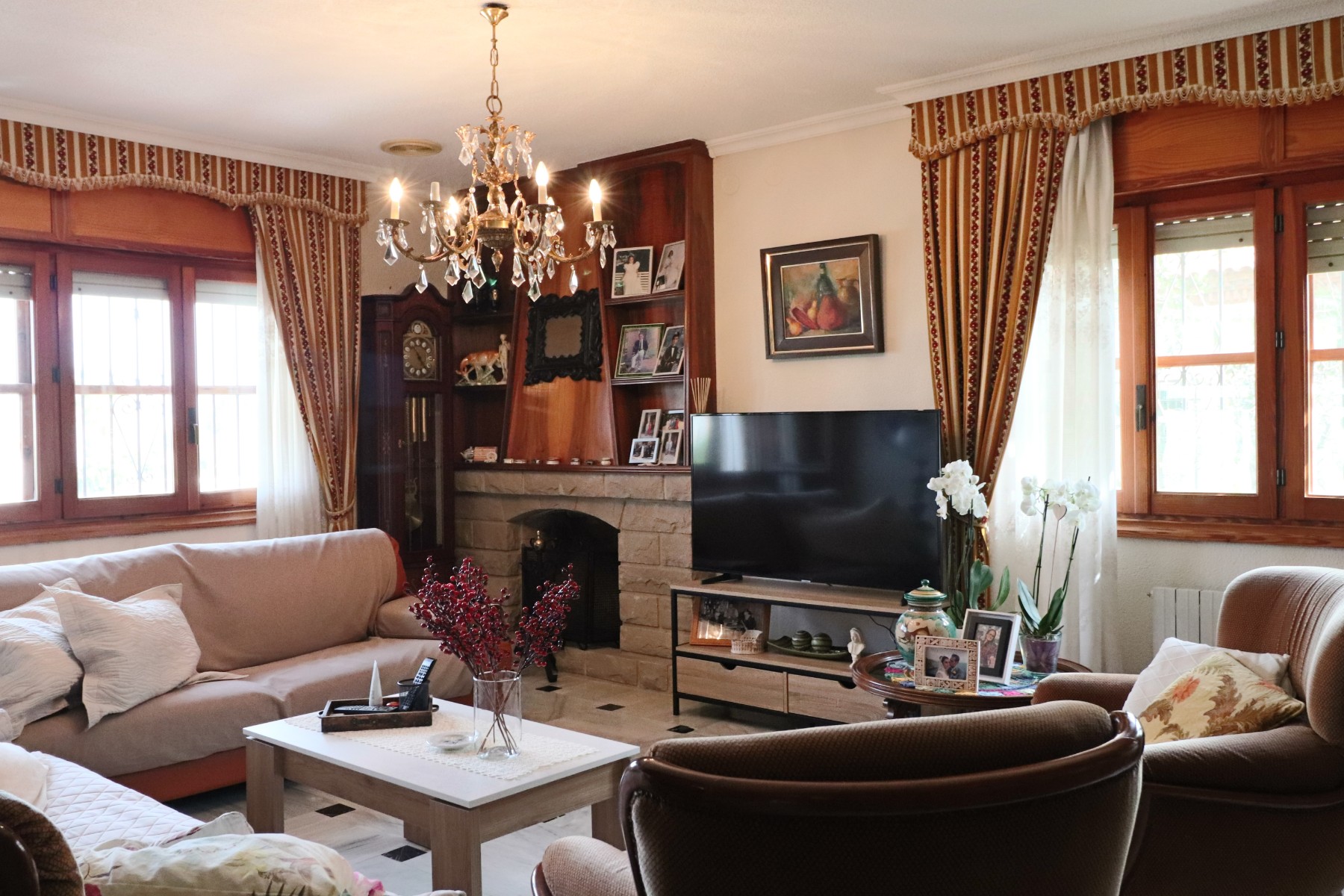 Villa La Nucia, Alicante, Spānijā 6 istabas, 380 m2 Nr. 196711