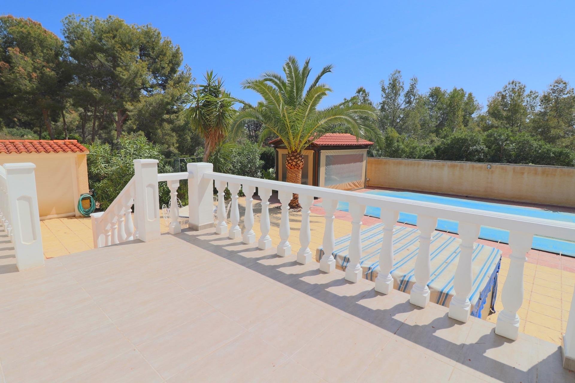 Villa i La Nucia, Alicante, Spanien 4 sovrum, 215 kvm. Nr. 196710