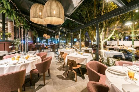 Propiedad comercial en Barcelona, España 285 m2 No. 133369