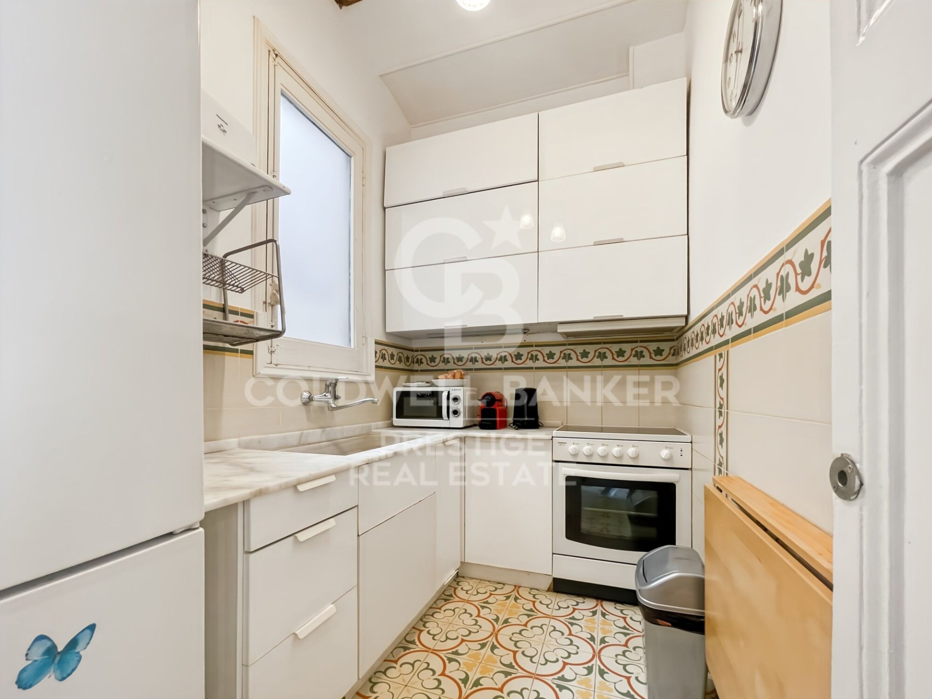 Takvåning i Barcelona, Spanien 5 sovrum, 120 kvm. Nr. 156665