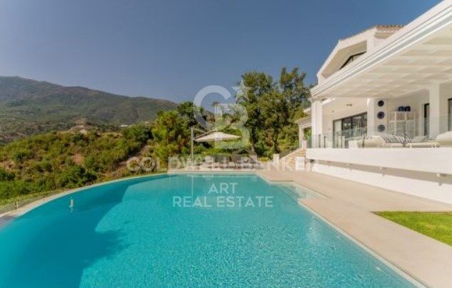 Villa à Benahavis, Malaga, Espagne 6 chambres, 983 m2 No. 157393
