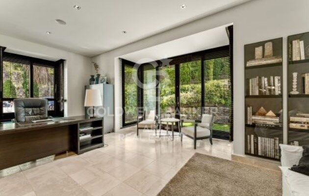 Villa à Benahavis, Malaga, Espagne 6 chambres, 983 m2 No. 157393