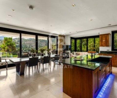 Villa à Benahavis, Malaga, Espagne 6 chambres, 983 m2 No. 157393
