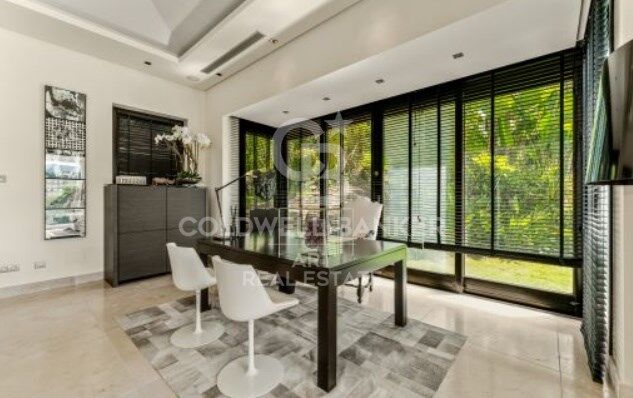 Villa à Benahavis, Malaga, Espagne 6 chambres, 983 m2 No. 157393