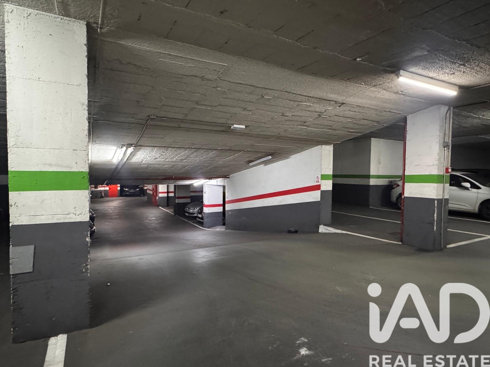 Garage i Madrid, Spanien Nr. 185111