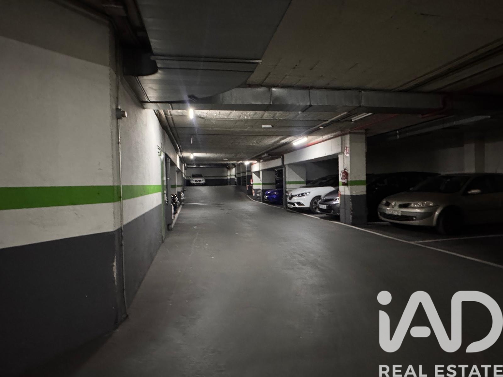 Garage i Madrid, Spanien Nr. 185111