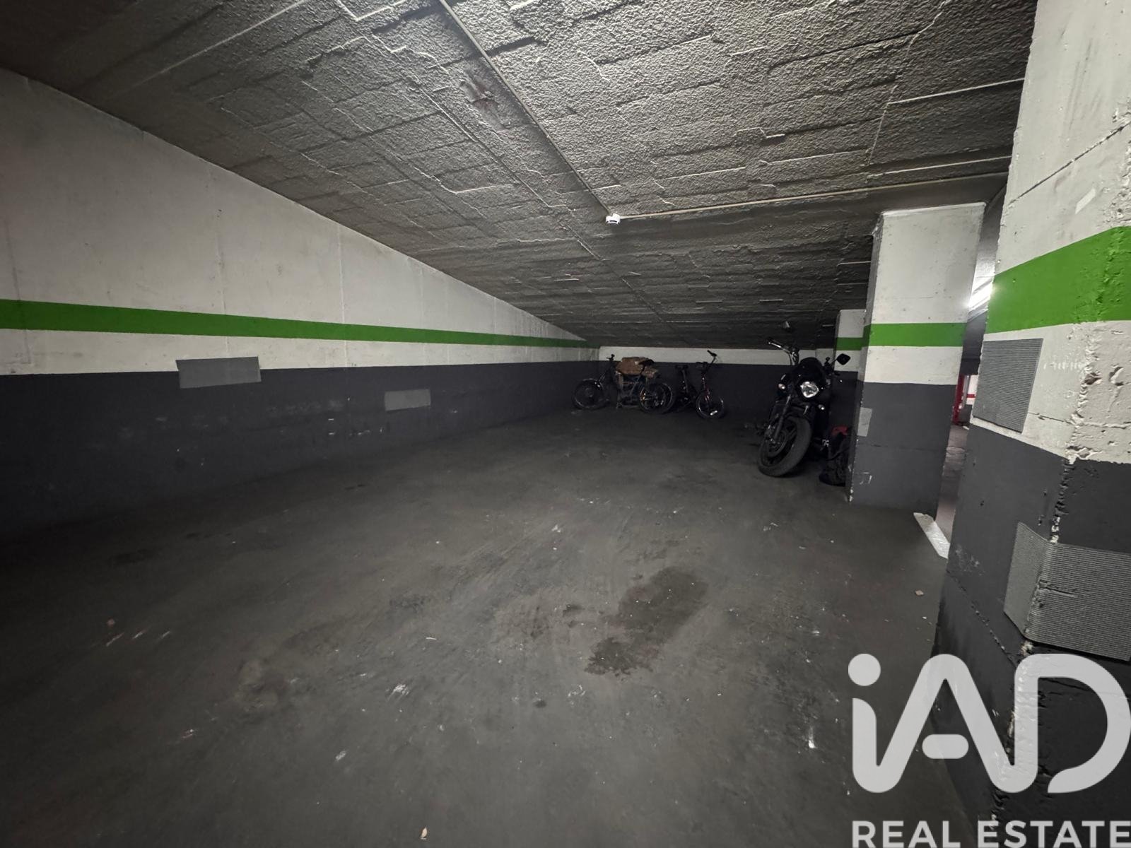 Garage i Madrid, Spanien Nr. 185111