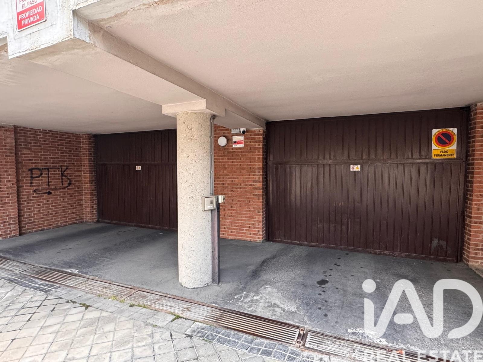 Garage i Madrid, Spanien Nr. 185111