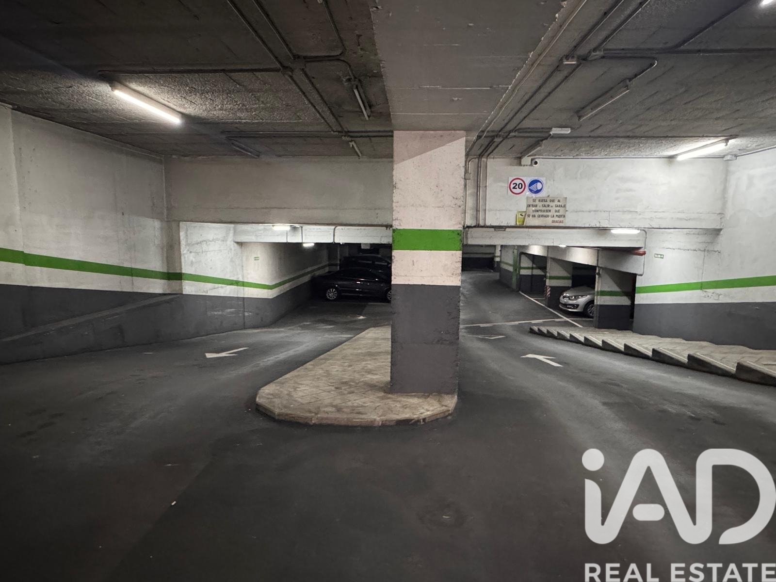 Garage i Madrid, Spanien Nr. 185111