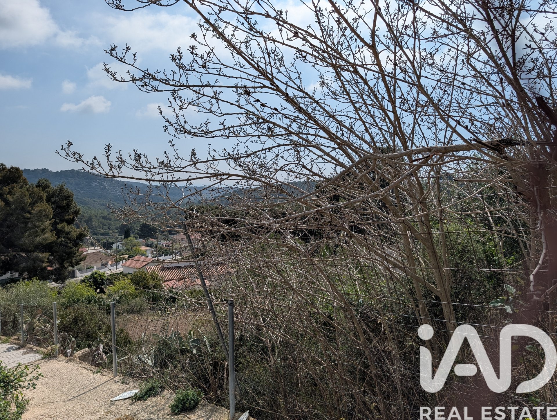 Zemes gabals Cunit, Tarragona, Spānijā 831 m2 Nr. 185107