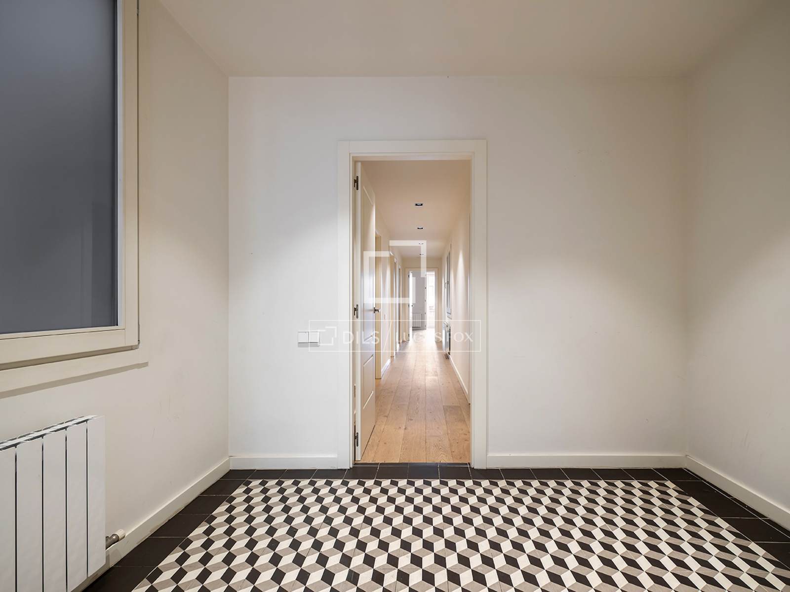 Huoneisto Barcelona, Espanja 3 makuuhuonetta, 137 m2 No. 150271