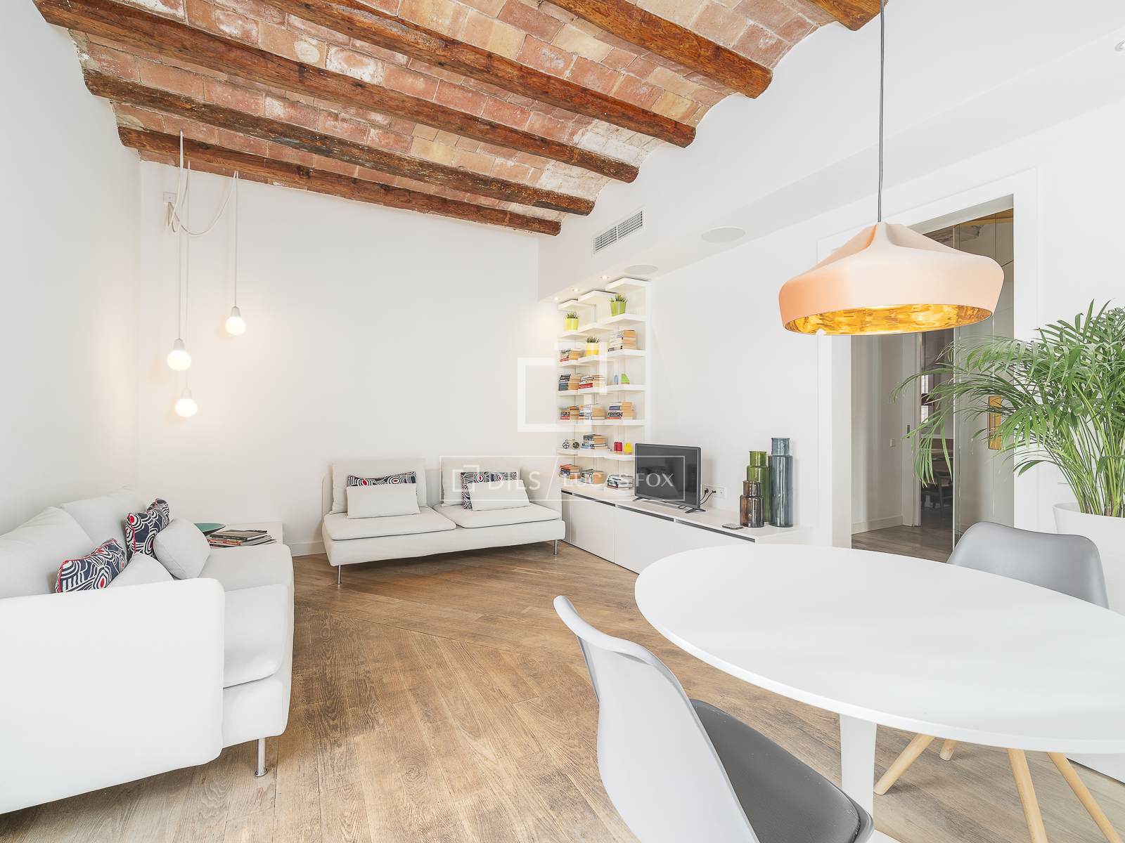 Квартира в Барселона, Испания 2 спальни, 80м2 №150266