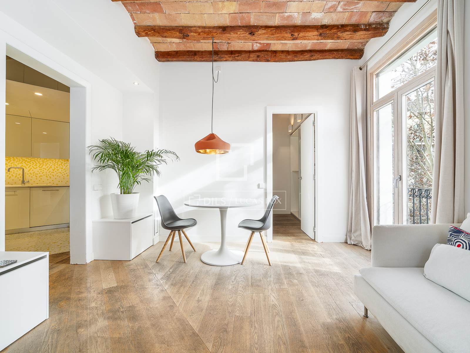 Квартира в Барселона, Испания 2 спальни, 80м2 №150266