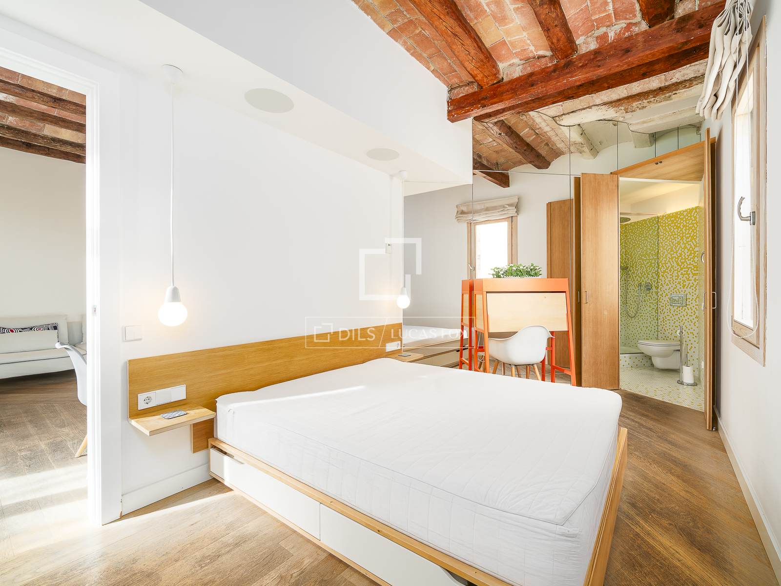 Квартира в Барселона, Испания 2 спальни, 80м2 №150266