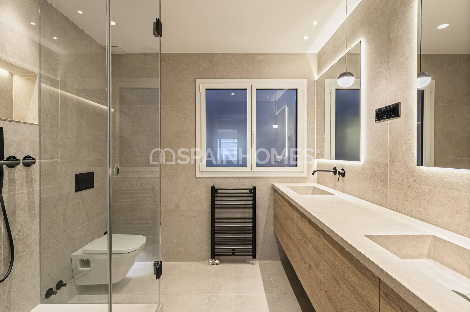 Dzīvoklis Barcelona, Spānijā 3 istabas, 140 m2 Nr. 140537