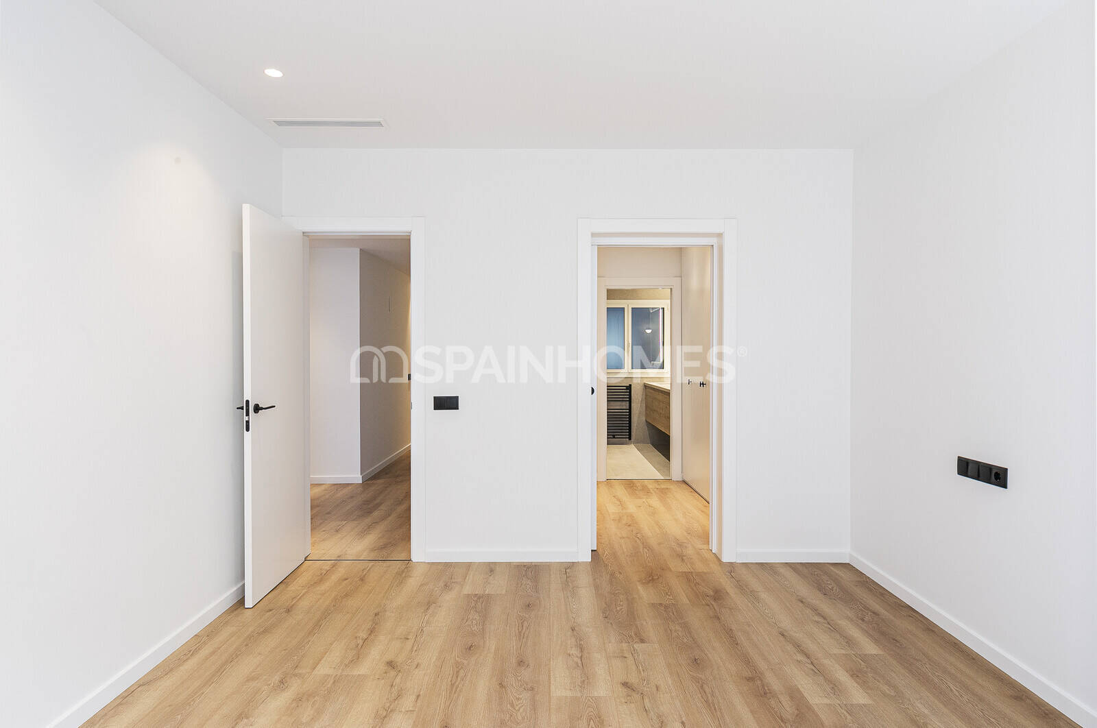 Dzīvoklis Barcelona, Spānijā 3 istabas, 140 m2 Nr. 140537