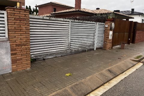 Dzīvoklis Llinars Del Valles, Barcelona, Spānijā 4 istabas, 307 m2 Nr. 167025