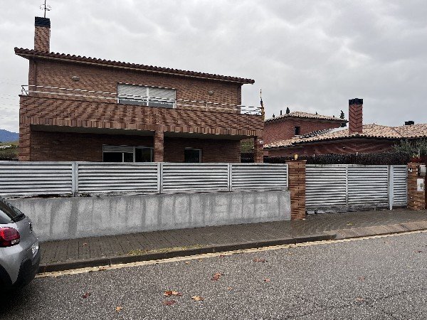 Dzīvoklis Llinars Del Valles, Barcelona, Spānijā 4 istabas, 307 m2 Nr. 167025