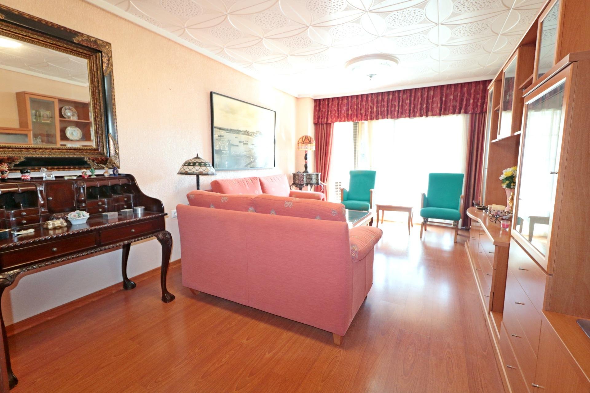 Huoneisto Torrevieja, Alicante, Espanja 3 makuuhuonetta, 97 m2 No. 195989