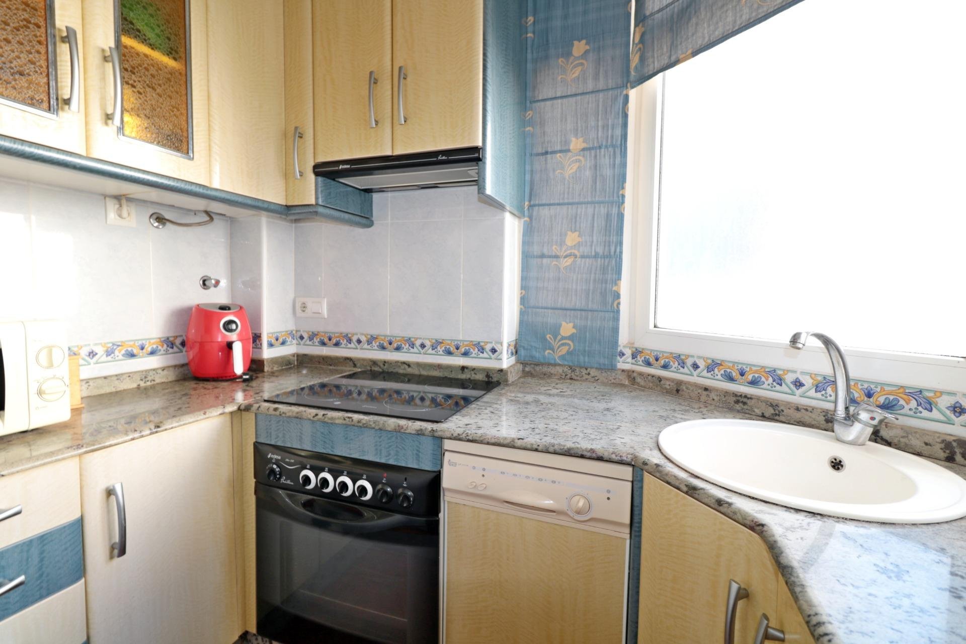Huoneisto Torrevieja, Alicante, Espanja 3 makuuhuonetta, 97 m2 No. 195989