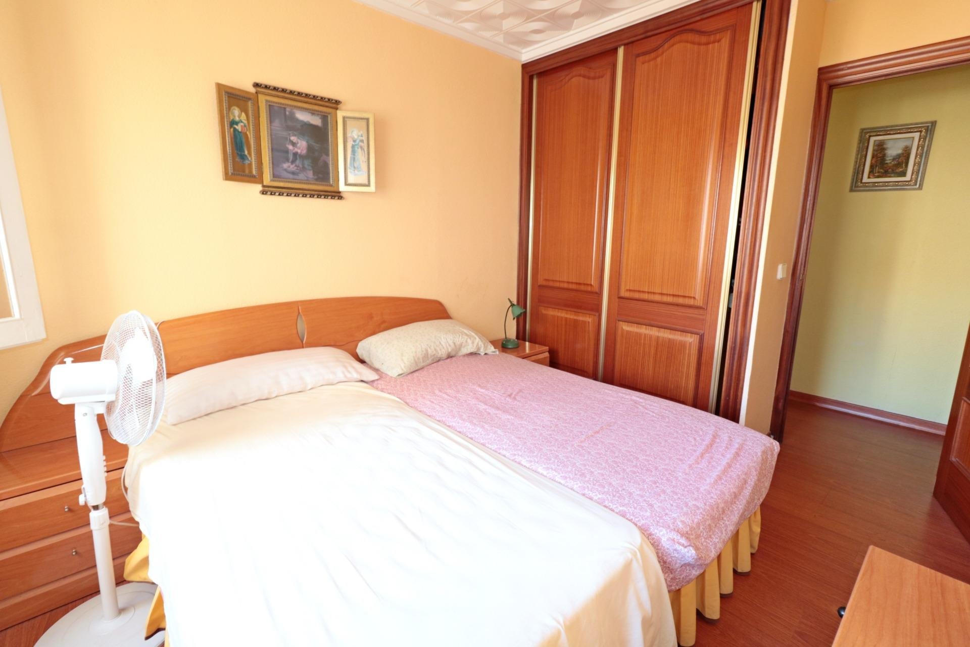 Huoneisto Torrevieja, Alicante, Espanja 3 makuuhuonetta, 97 m2 No. 195989