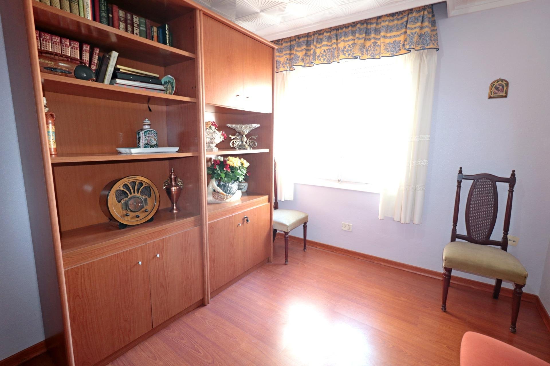 Huoneisto Torrevieja, Alicante, Espanja 3 makuuhuonetta, 97 m2 No. 195989