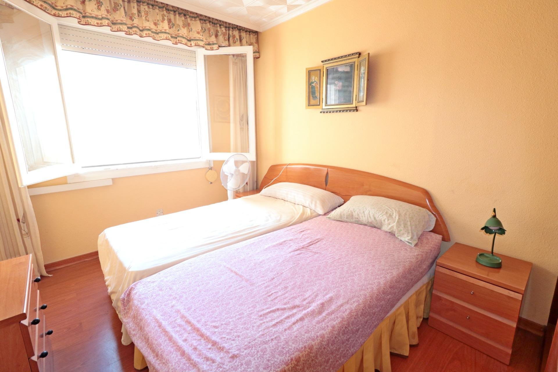 Huoneisto Torrevieja, Alicante, Espanja 3 makuuhuonetta, 97 m2 No. 195989