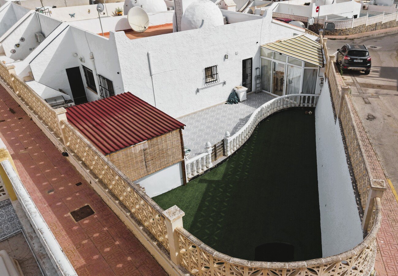 Bungalow in Villamartin, Alicante, Spanien 2 Schlafzimmer, 70 m2 Nr. 195992