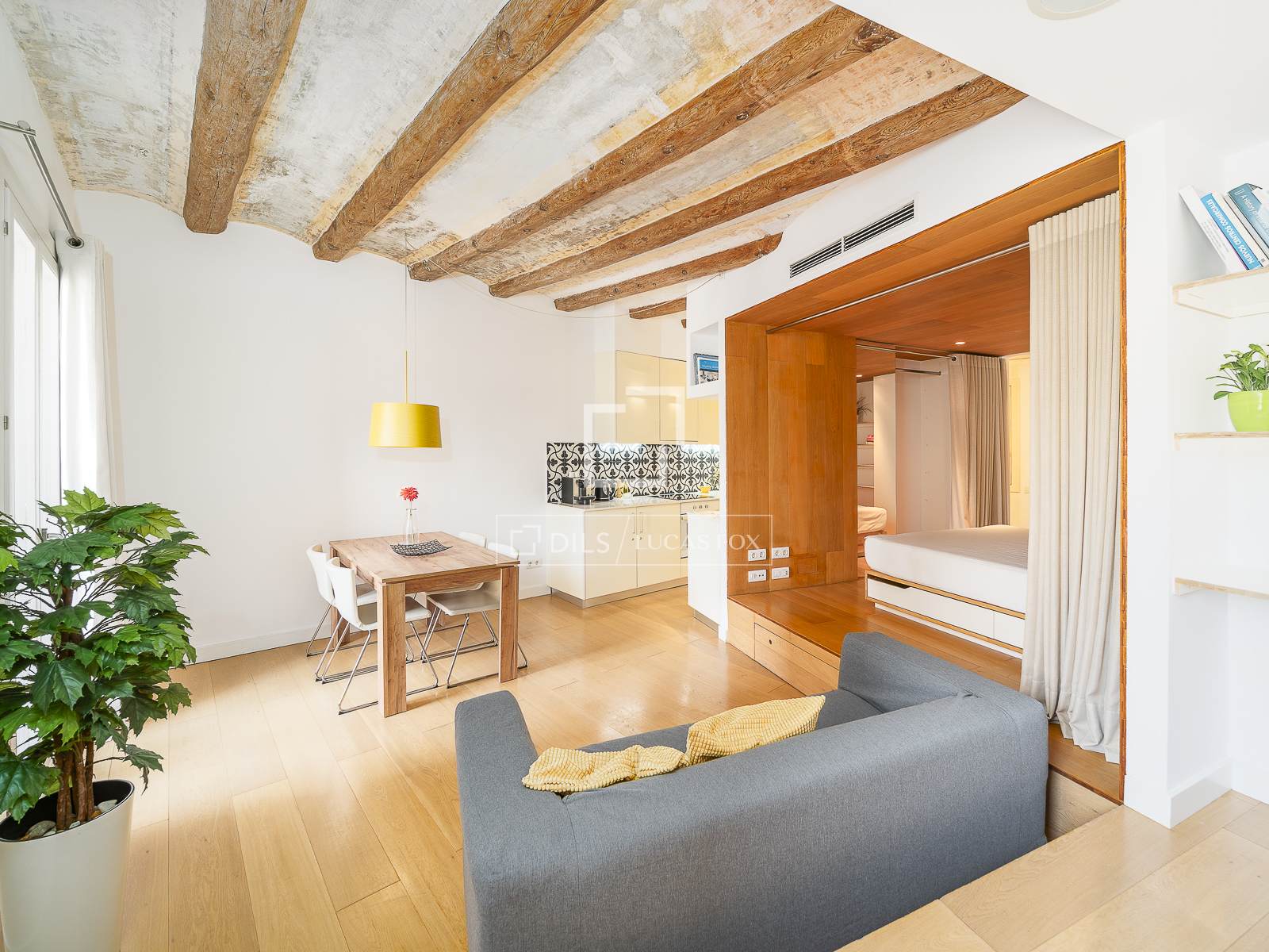 Huoneisto Barcelona, Espanja 1 makuuhuone, 53 m2 No. 150422