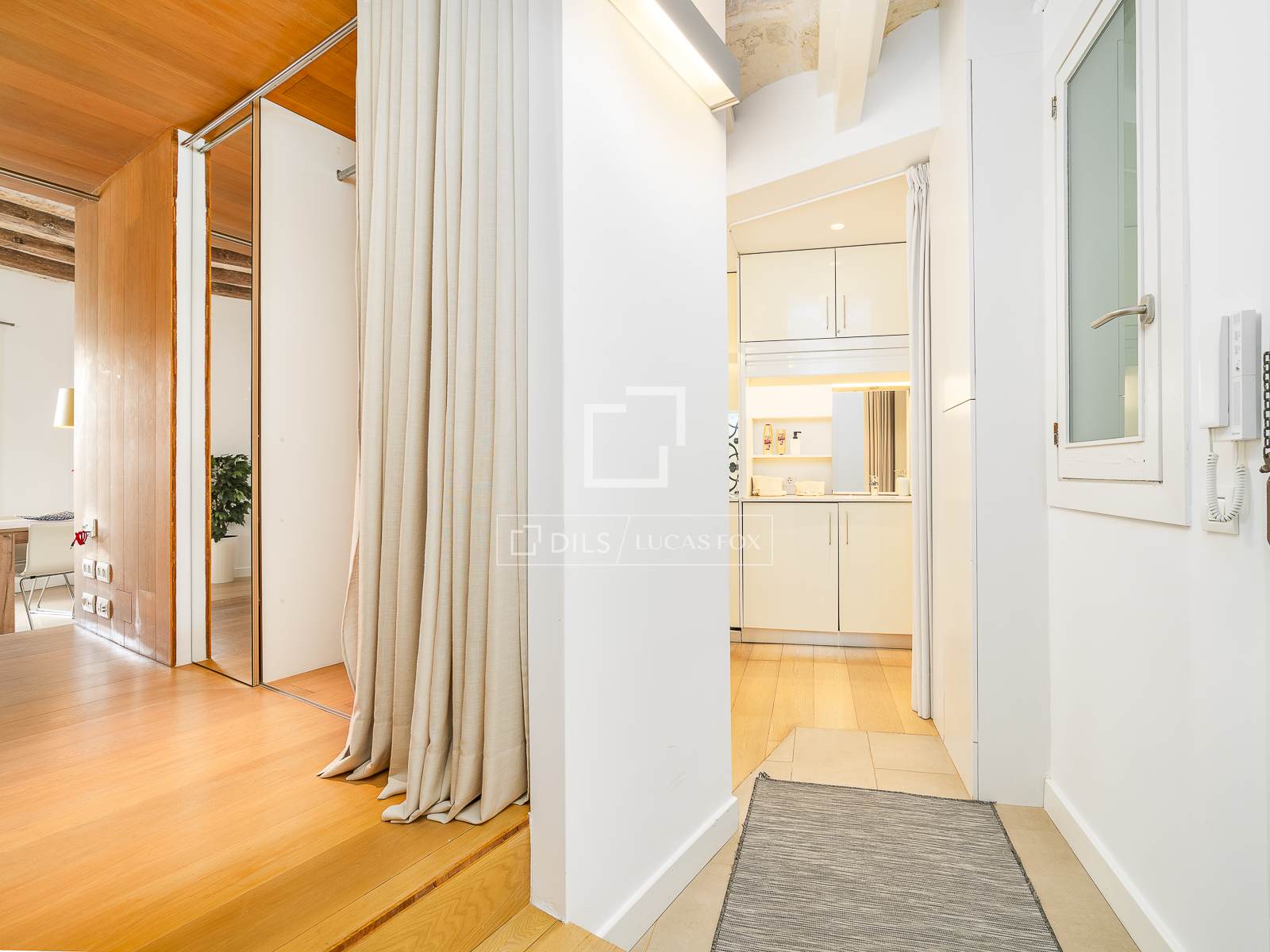 Huoneisto Barcelona, Espanja 1 makuuhuone, 53 m2 No. 150422