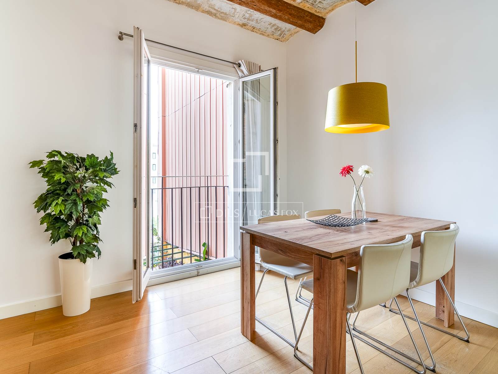 Huoneisto Barcelona, Espanja 1 makuuhuone, 53 m2 No. 150422