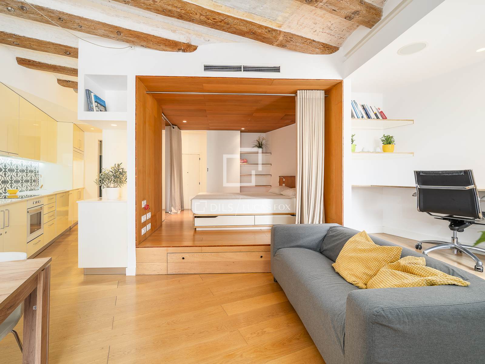 Huoneisto Barcelona, Espanja 1 makuuhuone, 53 m2 No. 150422