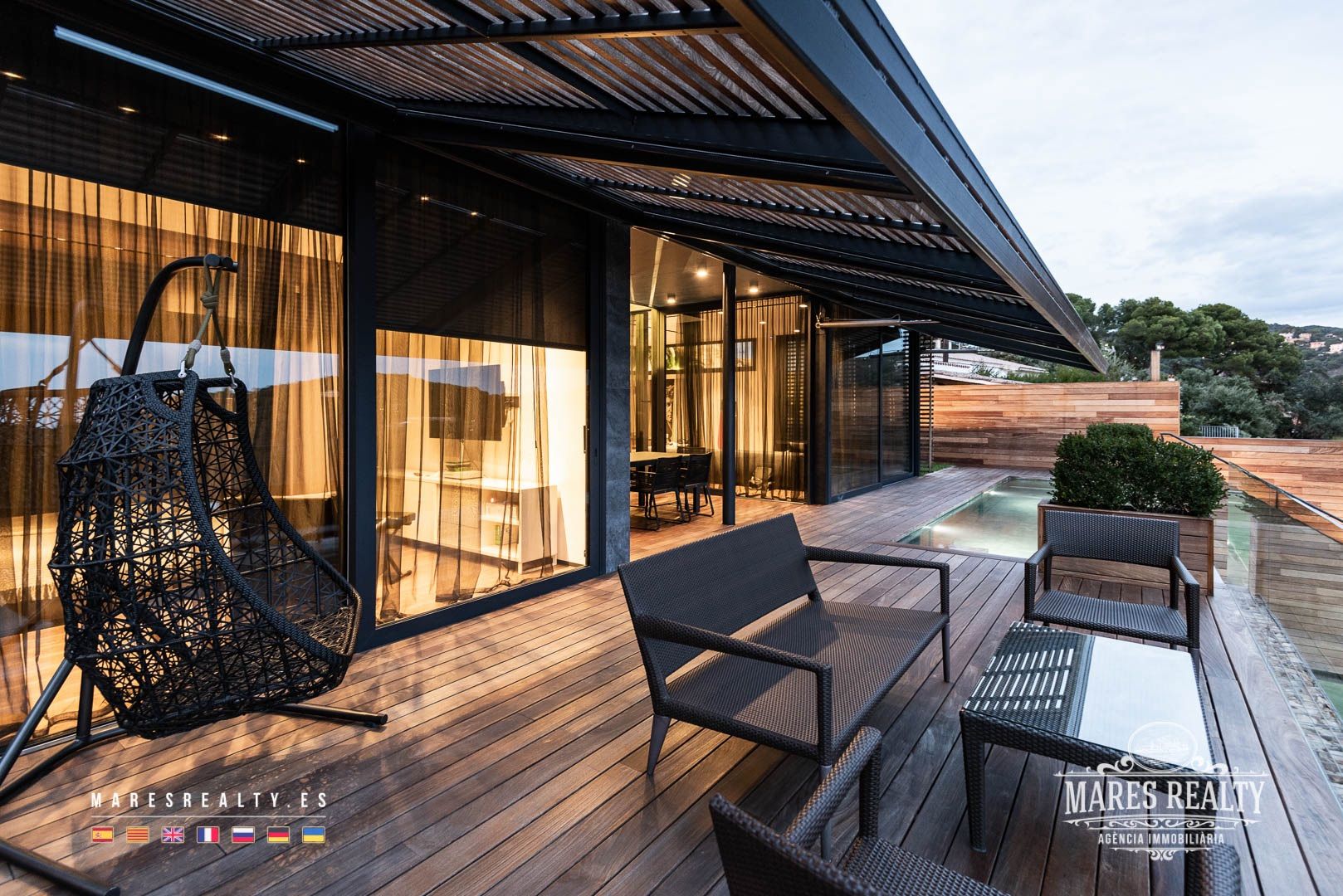 Villa a Lloret de Mar, Girona, Spagna 6 camere da letto, 561 mq. N° 94173