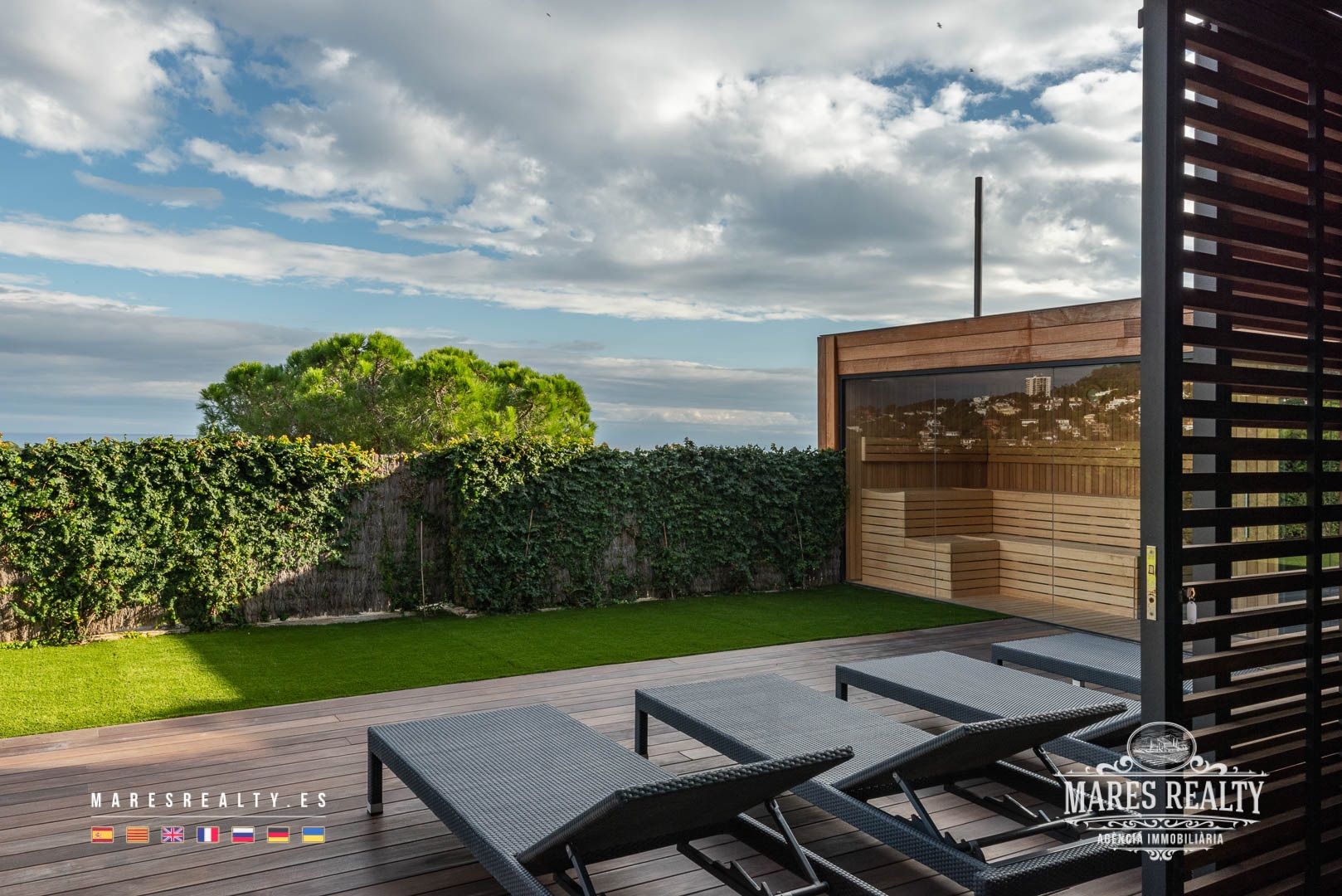 Villa a Lloret de Mar, Girona, Spagna 6 camere da letto, 561 mq. N° 94173