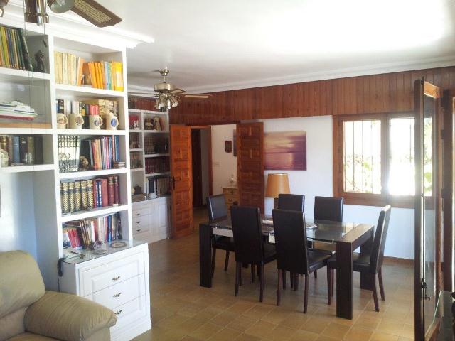 Villa in Campoamor, Alicante, Spanien 6 Schlafzimmer, 250 m2 Nr. 111487