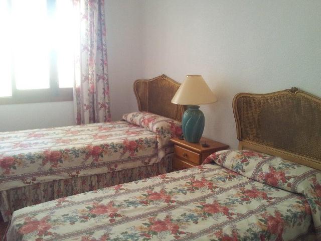 Villa in Campoamor, Alicante, Spanien 6 Schlafzimmer, 250 m2 Nr. 111487