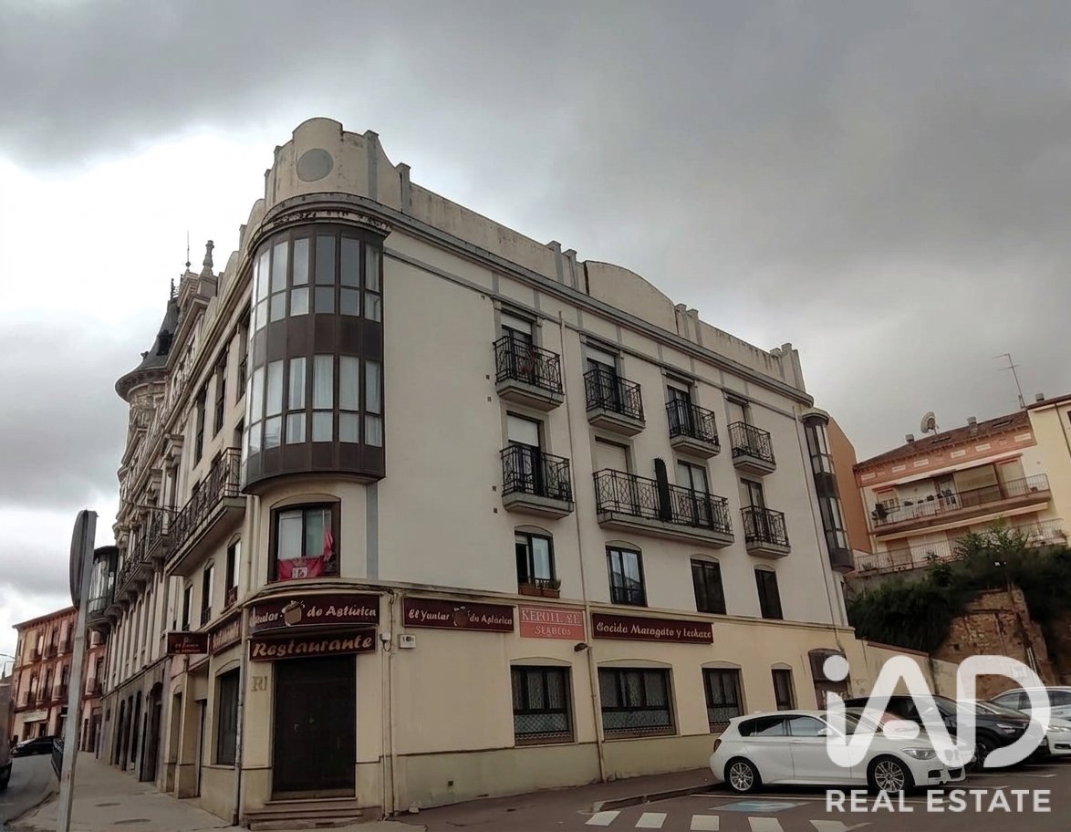 Paritalo Astorga, Leon, Espanja 3 makuuhuonetta, 192 m2 No. 195837