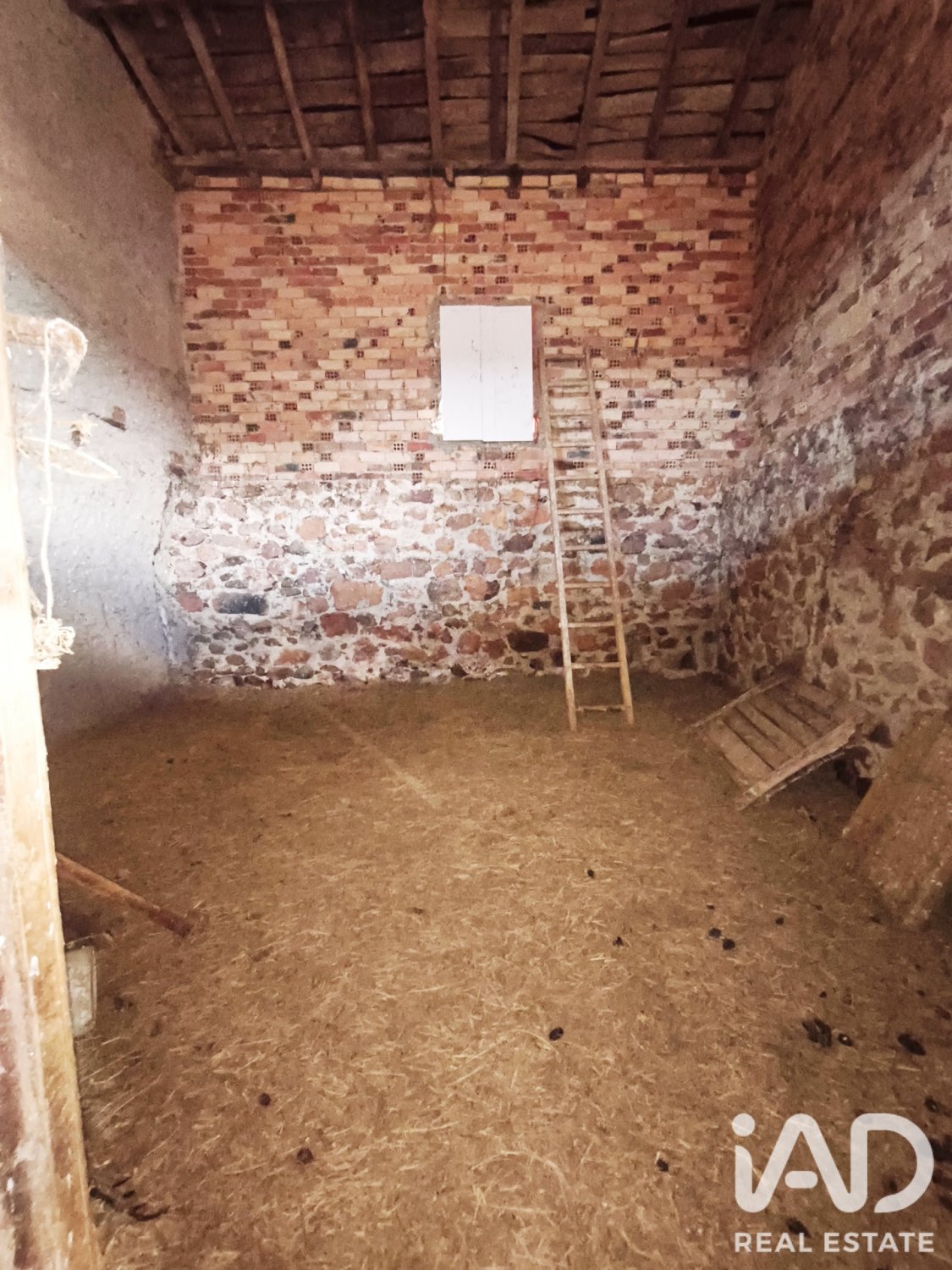 Liikekiinteistö Vegaquemada, Leon, Espanja 146 m2 No. 195838