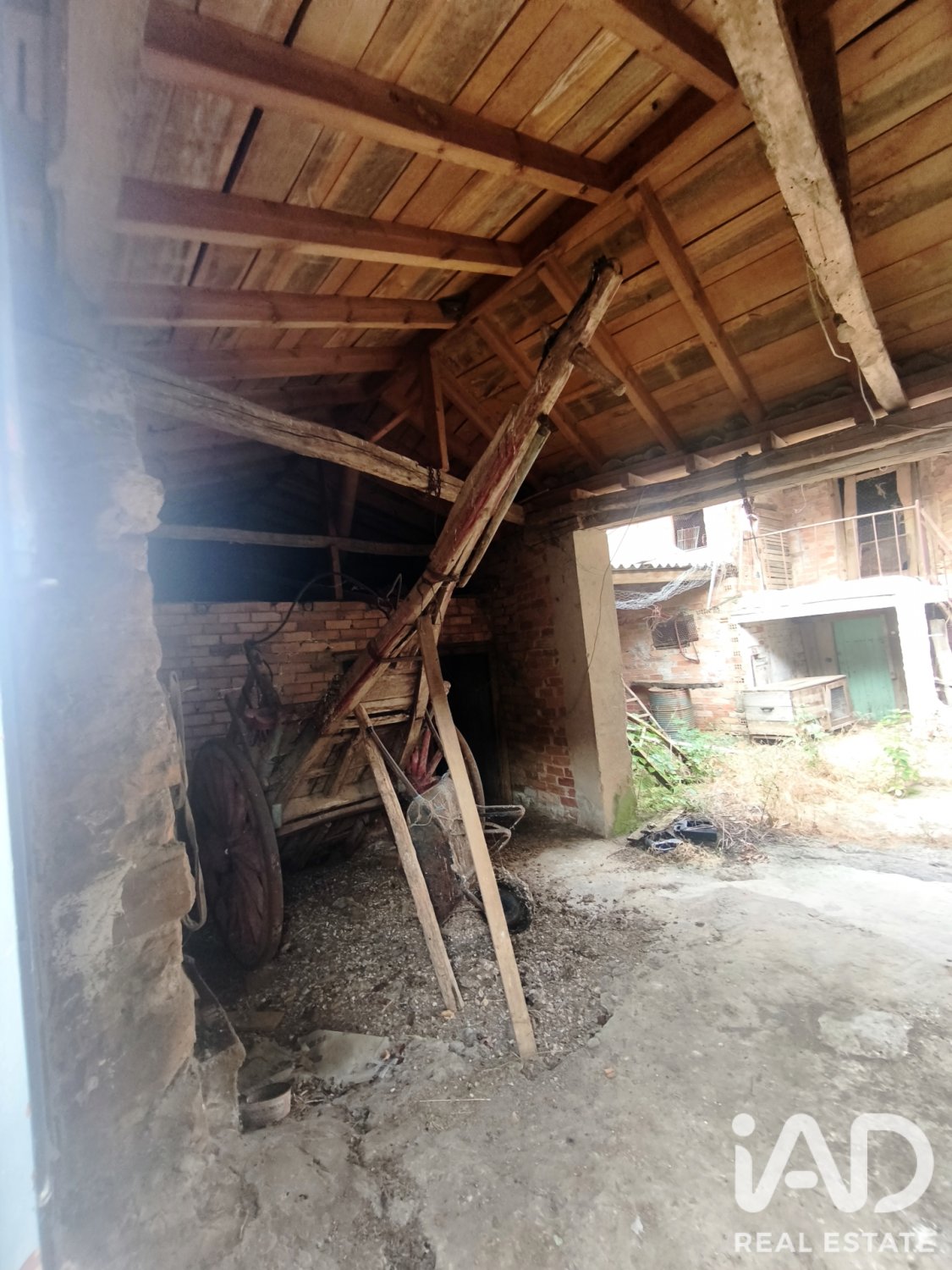 Liikekiinteistö Vegaquemada, Leon, Espanja 146 m2 No. 195838