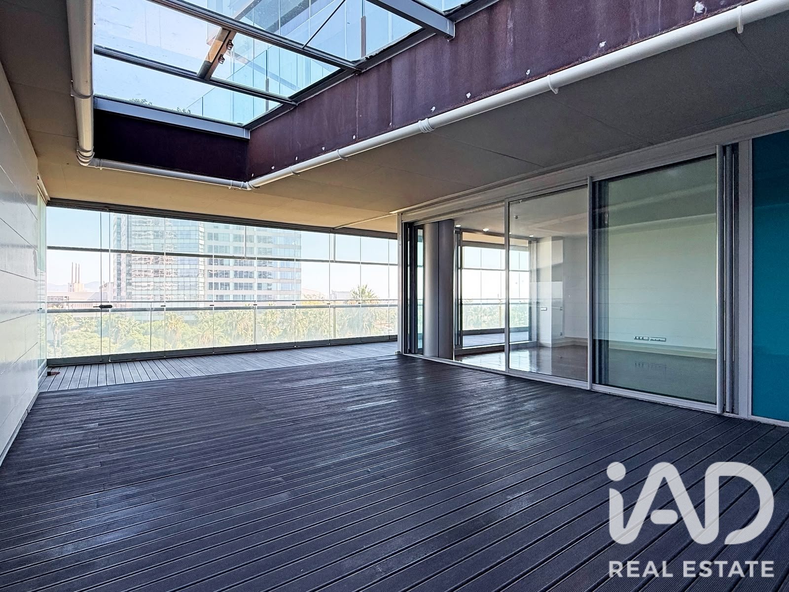 Apartment à Barcelona, Espagne 4 chambres, 170 m2 No. 196577