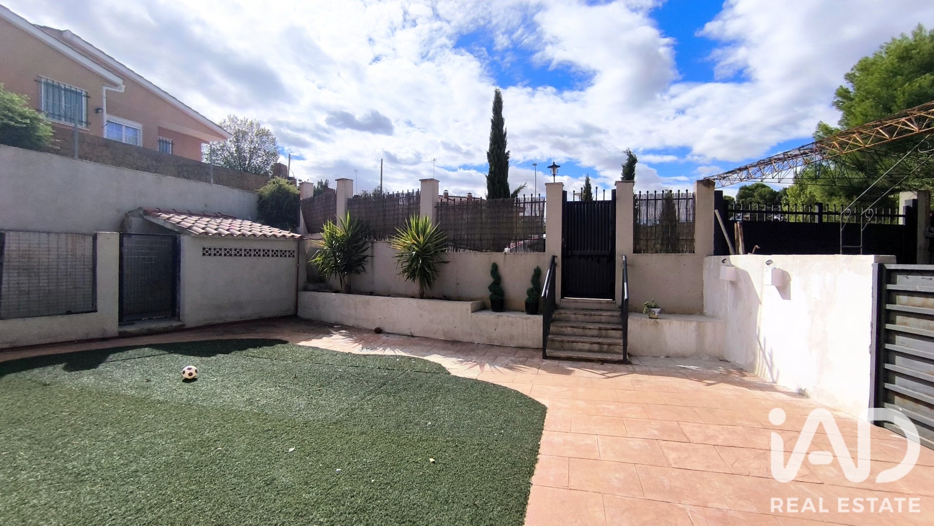 House in Colmenar de Oreja, Madrid, Spanien 3 Schlafzimmer, 169 m2 Nr. 196581