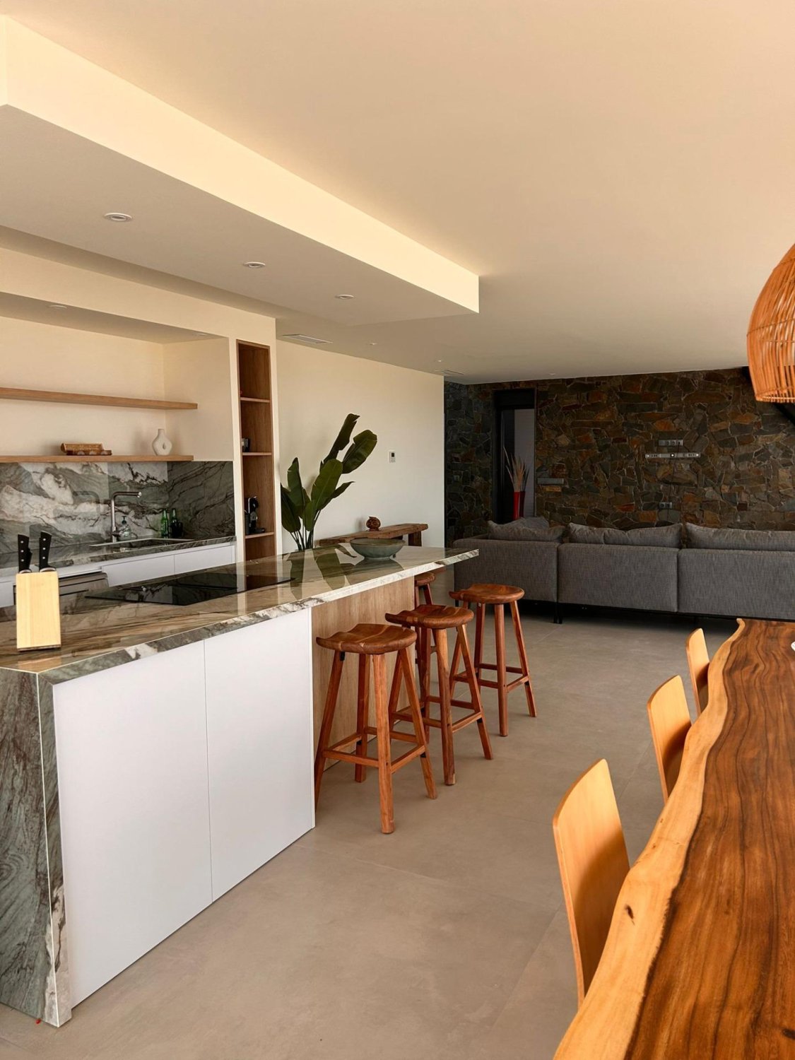 Villa in Pinoso, Alicante, Spain 4 bedrooms, 283 sq.m. No. 193401