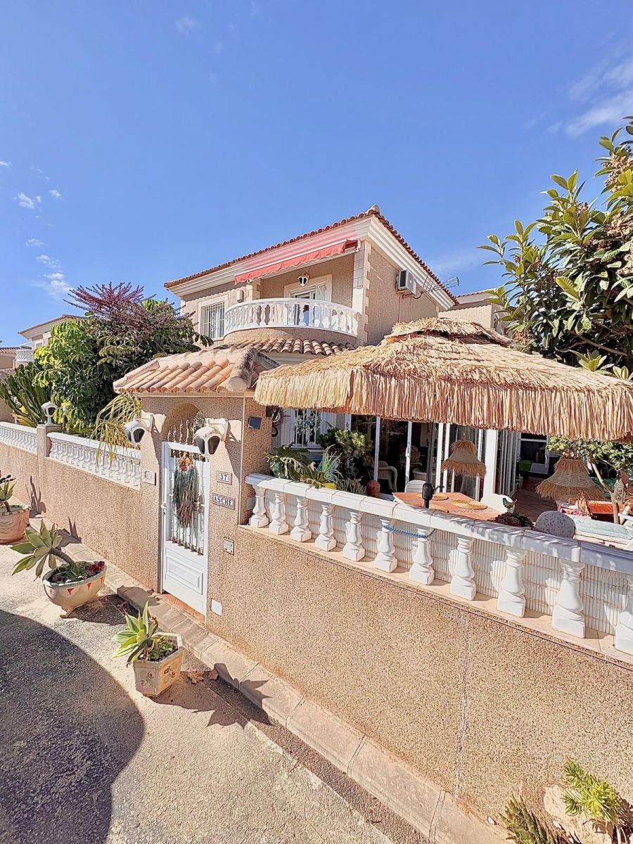 Huvila Torrevieja, Alicante, Espanja 2 makuuhuonetta, 115 m2 No. 193570