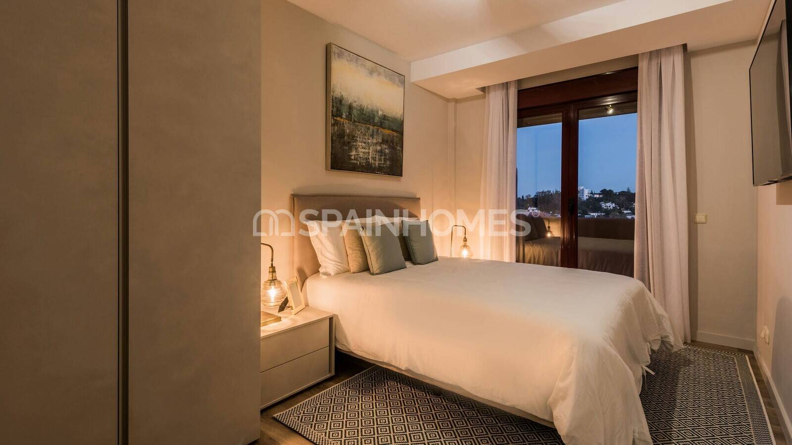 Apartamento en Benahavís, Málaga, España 2 dormitorios, 102 m2 No. 196487