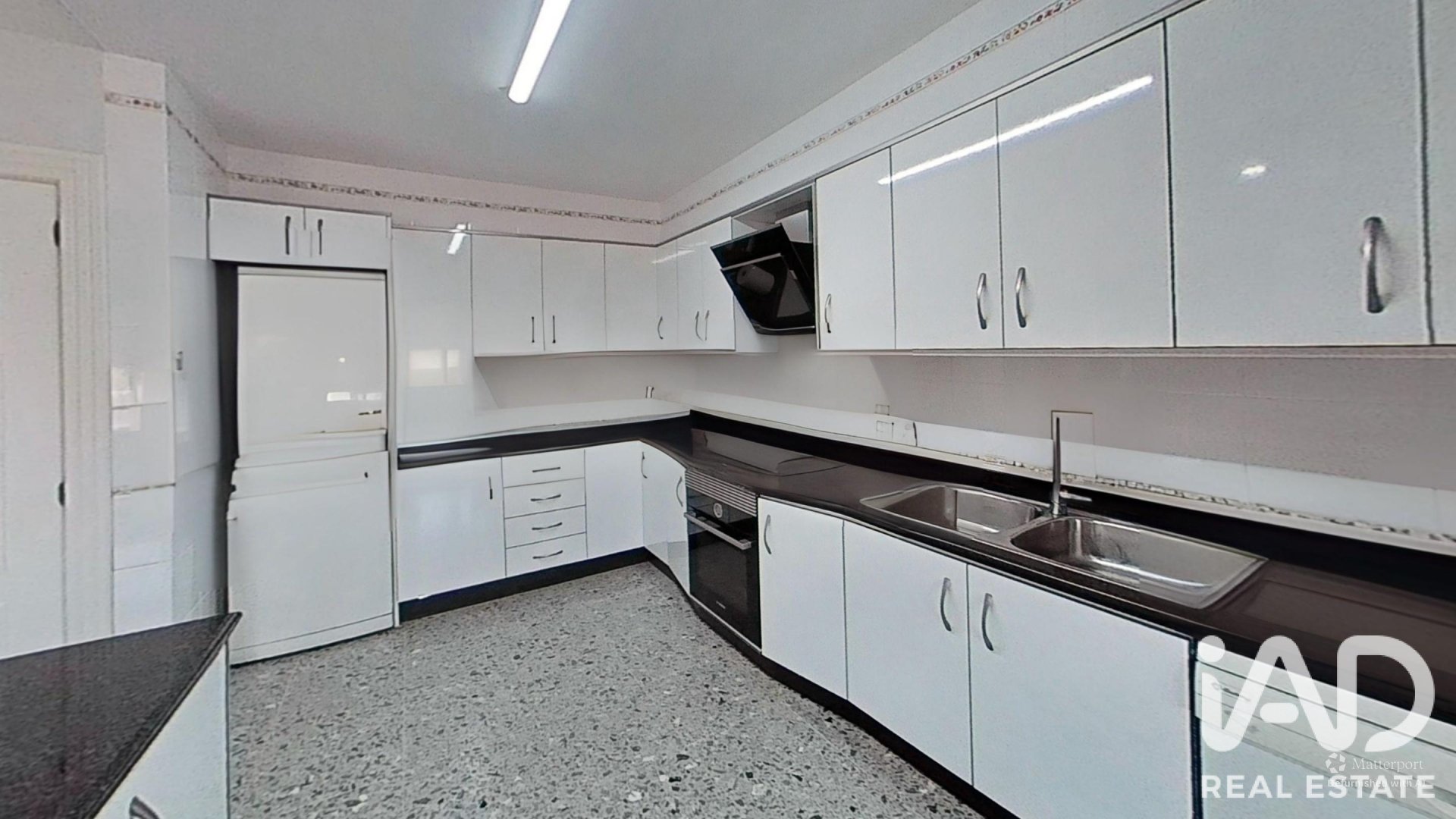 Attico a Elche, Alicante, Spagna 5 camere da letto, 249 mq. N° 196490