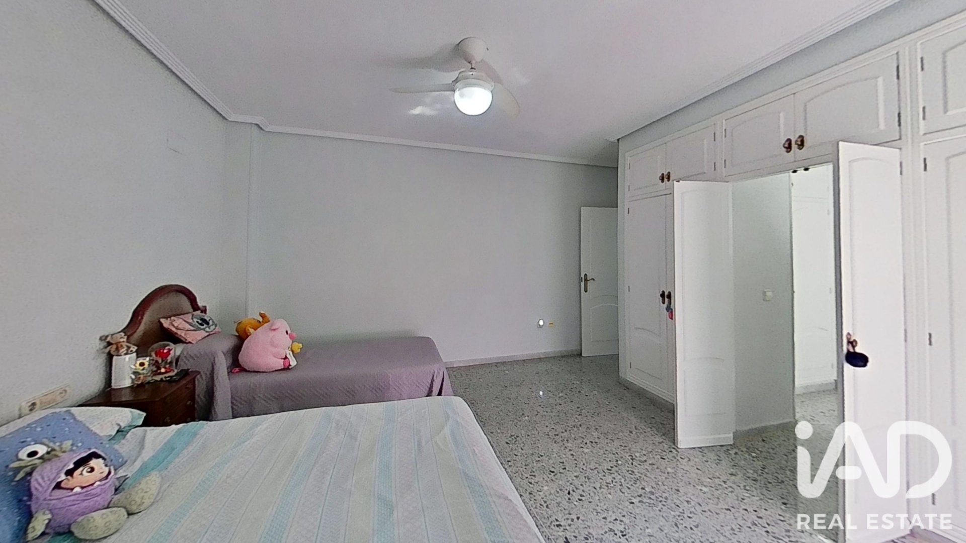 Attico a Elche, Alicante, Spagna 5 camere da letto, 249 mq. N° 196490