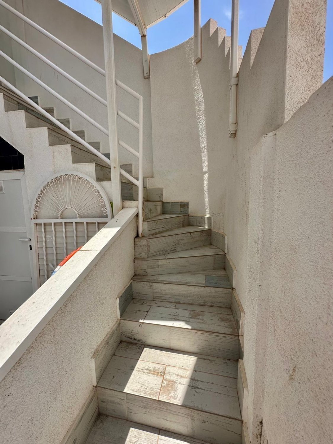Bungalow in Torrevieja, Alicante, Spanien 2 Schlafzimmer, 95 m2 Nr. 140567
