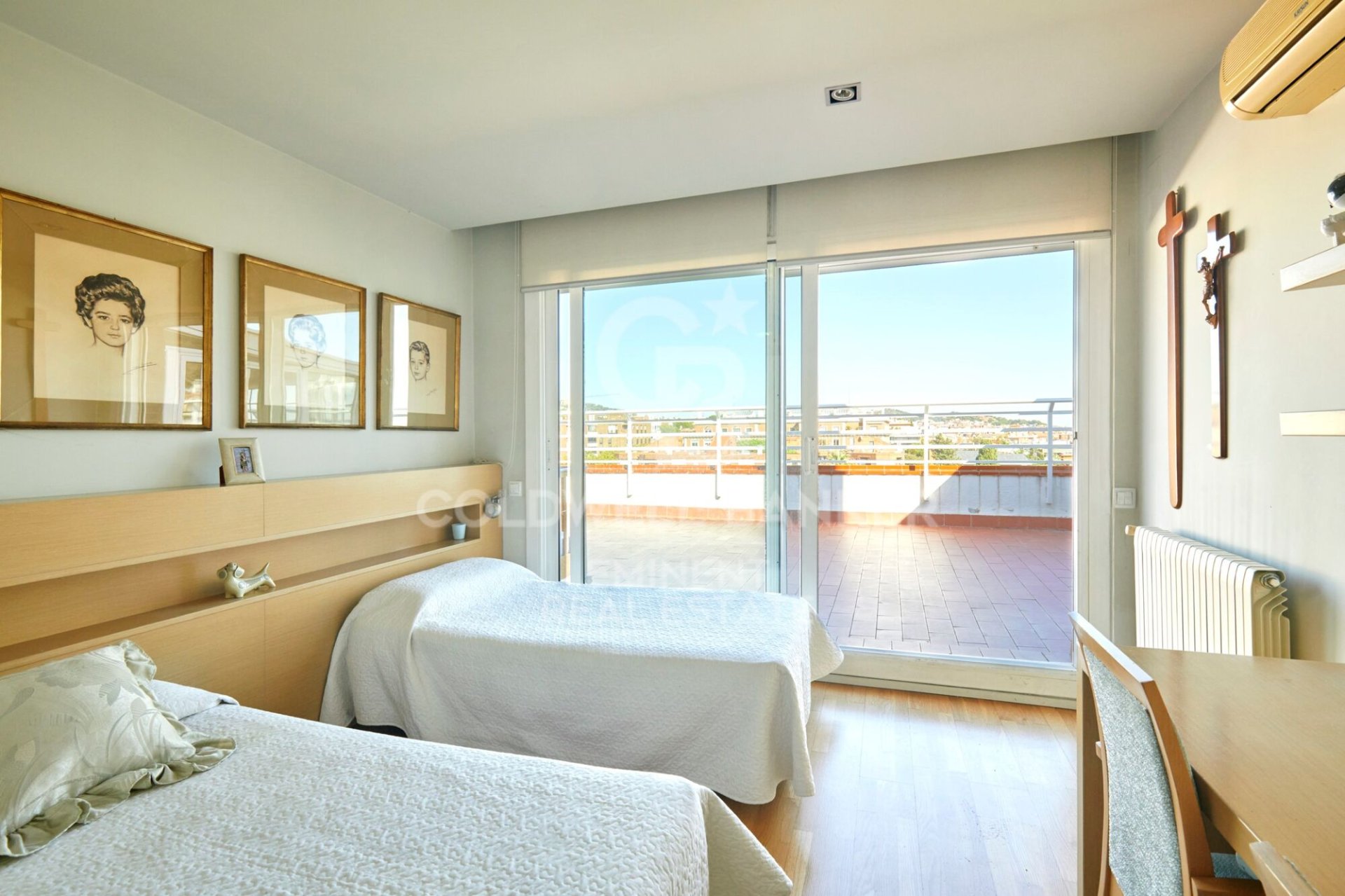Attico a Barcelona, Spagna 3 camere da letto, 284 mq. N° 159171