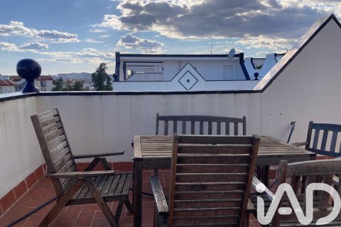Radhus i Sitges, Barcelona, Spanien 4 sovrum, 242 kvm. Nr. 172238